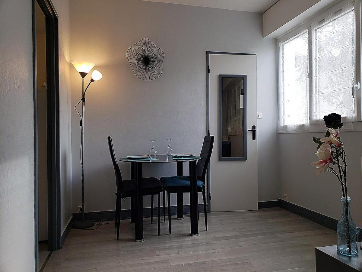 Les Jardins Du Clain Apartment Poitiers Bagian luar foto