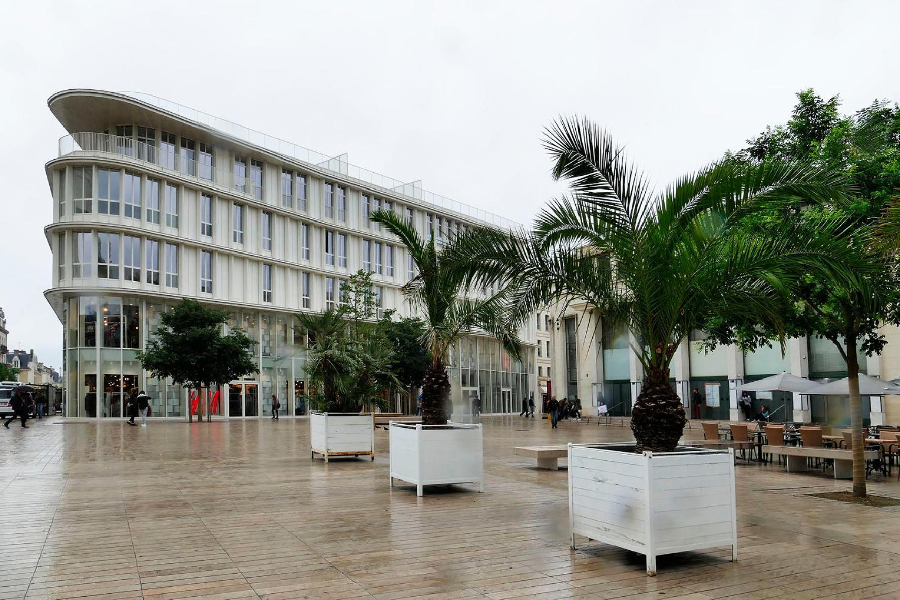 Les Jardins Du Clain Apartment Poitiers Bagian luar foto